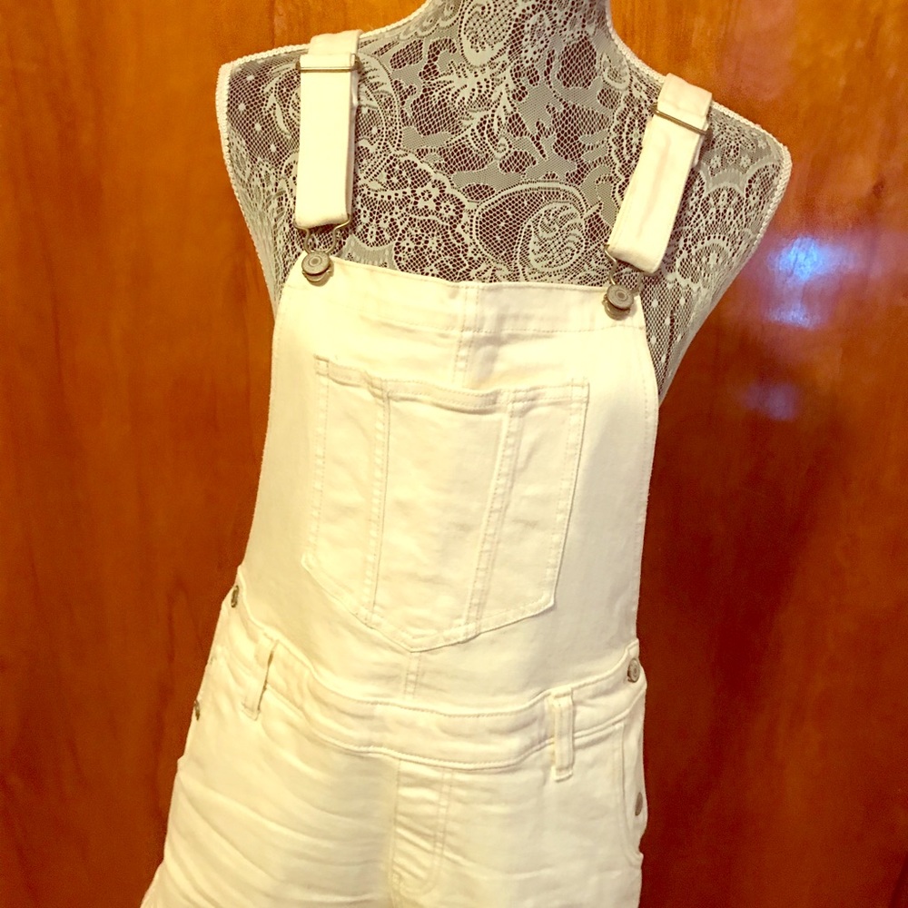 Old Navy White Shorteralls